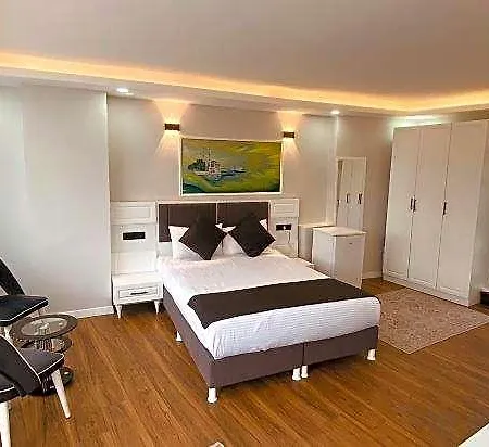 Hodegon Hotel 2*